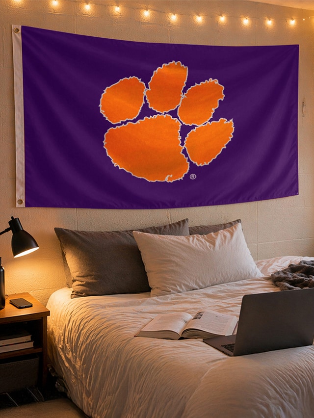 Dorm Room Must-Haves